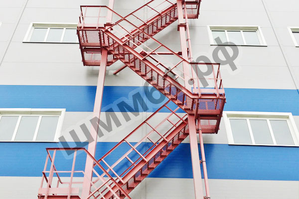 Лестница с площадкой (картинка 2) (фото)